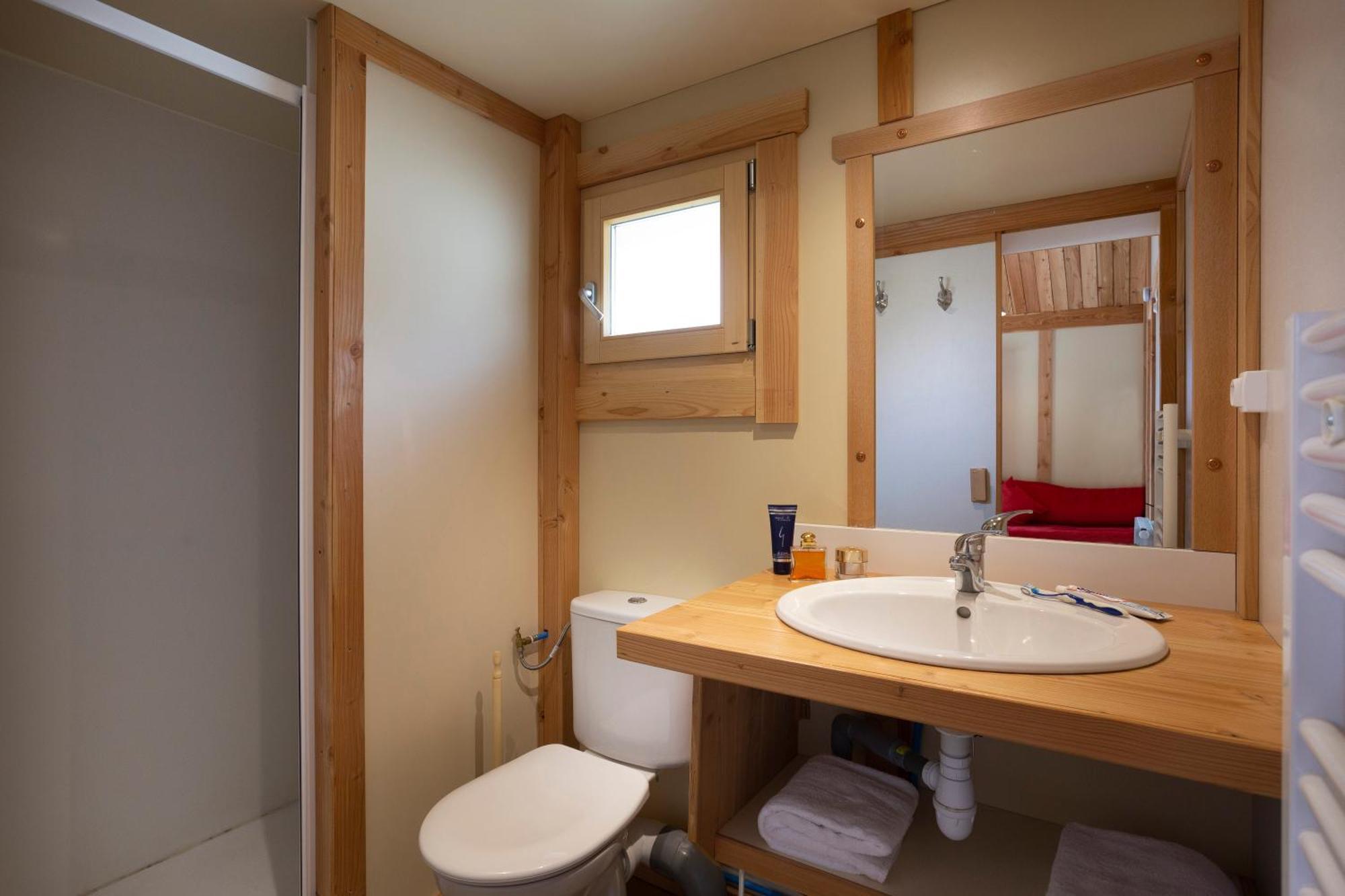 Huttopia Lac De Serre-Poncon Le Lautaret 部屋 写真